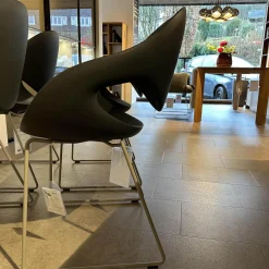 4er-Set Sessel Moon 908.91 Sitzschale Soft Touch X03 Darkgrey Dunkelgrau Kufengestell 91 Hellgrau