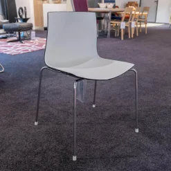 2er-Set Stühle Catifa 46 Schwarz Vierfussgestell Chrom mit Schale Zweifarbig PO00209 Schwarz/Weiß