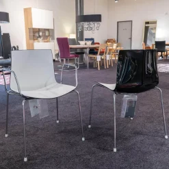 2er-Set Stühle Catifa 46 Schwarz Vierfussgestell Chrom mit Schale Zweifarbig PO00209 Schwarz/Weiß