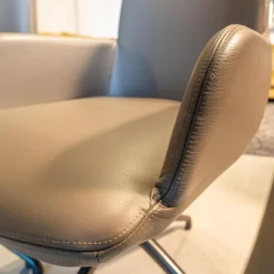 6er-Set Stühle Materia Soft Leder Cristal mit Drehgestell