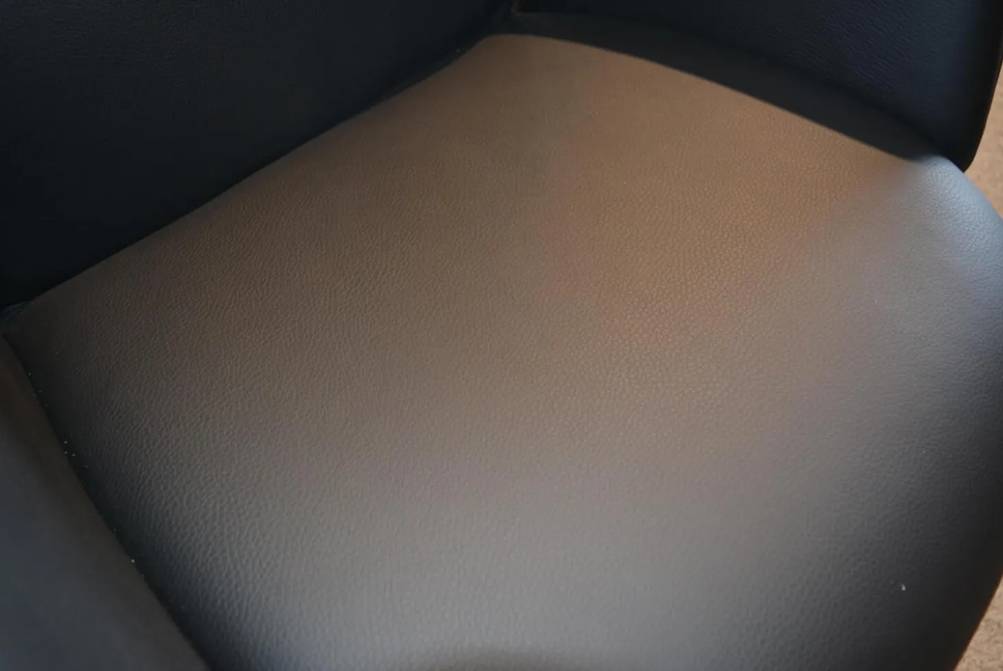 6er-Set Stühle Mirella-C Leder Toledo Nero Spinnengestell Schwarz mit Rückholfeder