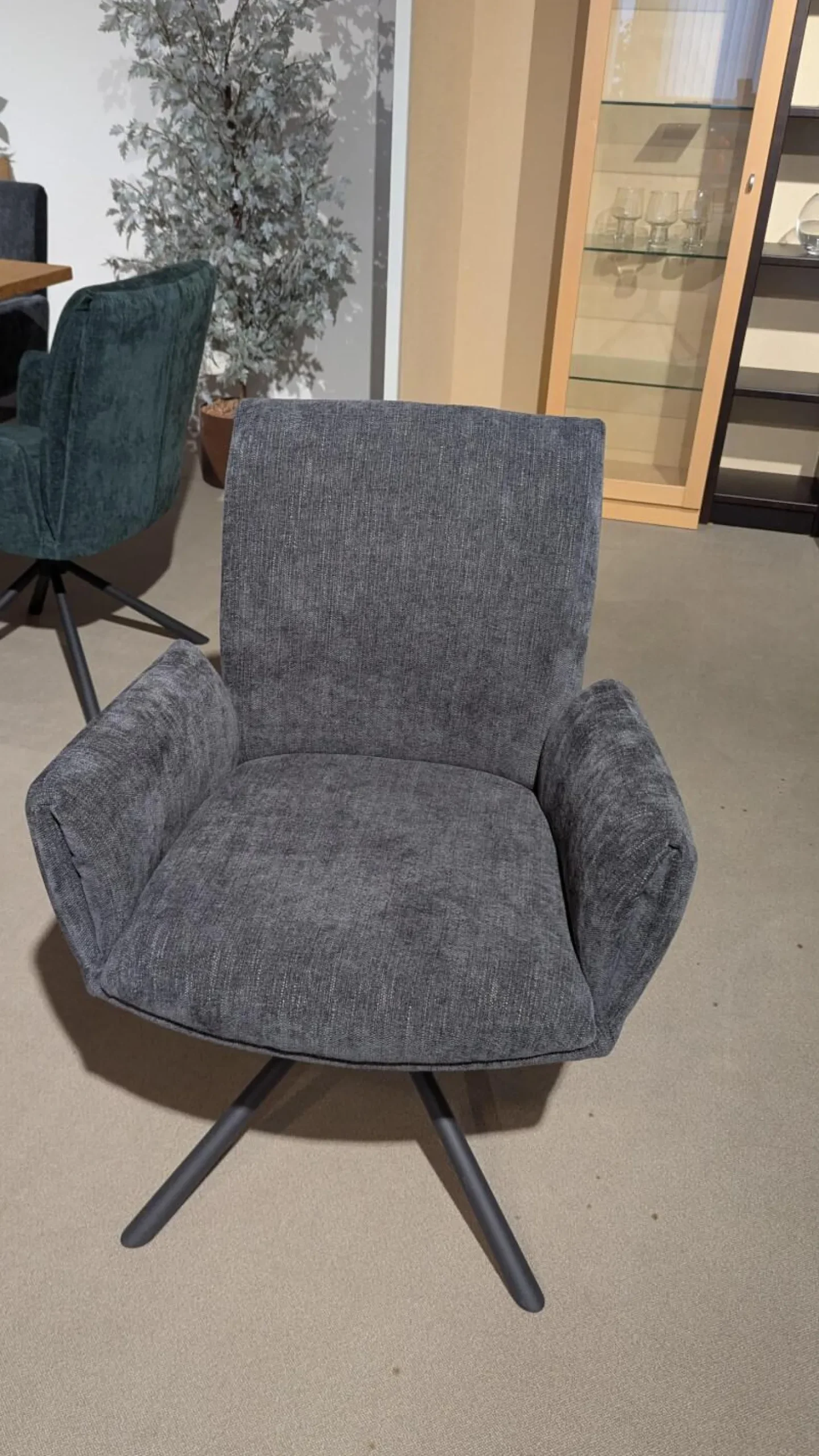 6er-Set Stuhl Boulder Stoff Anthrazit Oliv Gestell Schwarz Drehbar