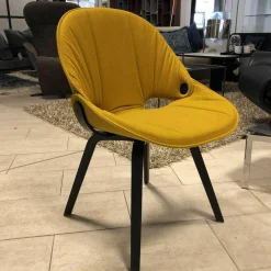 4er-Set Stuhl Flat 4NH Stoff Senf Holzfuß Esche Schwarz