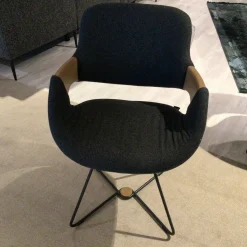 4er-Set Stuhl Harta Stoff Mittelgrau Kerneiche Umato Drahtgestell Schwarz