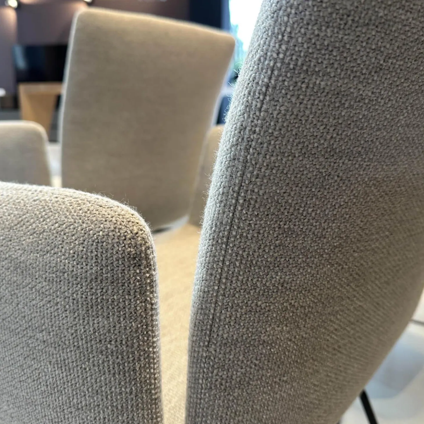 3er-Set Stuhl Jalis Stoff 8081 Muschel Grau Gestell Schwarz