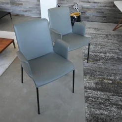 2er-Set Stuhl Liz 1302 Leder Congress 1440 Marram Grau Bise Schwarz 4 Bein Untergestell Matt Pulverbeschichtet Schwarz