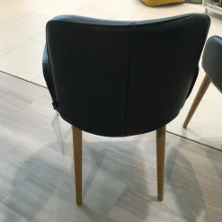 2er-Set Stuhl Urbino Stuhl Leder Massiv Nero Füße Eiche Natur mit Armlehne