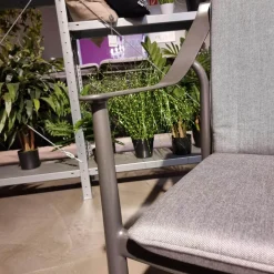 4er-Set Stuhl Vanda Stoff Seidengrau Gestell Aluminium Anthrazit