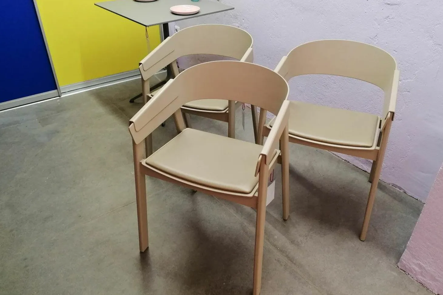 3er-Set Stuhlset Cover Armchair Refine Leder Stone Graubeige Gestell Lackierte Buche