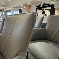 6er-Stuhlset K-Stu 655 + RSA-Stu 655 Koprus In Leder 38.101 Steingrau Rückenschale In Stoff 28.101 Signalgrau/Taubenblau Meliert Gestell Vierfuß Rundrohr Stahl Glatt Pulverbeschichtet Seidenmatt Umbragrau