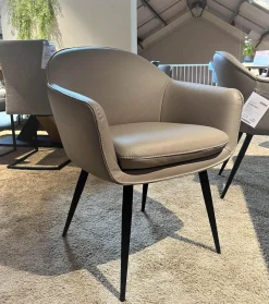 Essgruppe Calvia Bezug Leder Bronco 85 Light Grey Grau Gestell Metall Schwarz Strukturiert Ohne Tisch