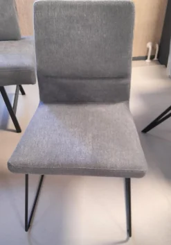 Essgruppe Esstisch Eiche Furniert Tischbeine Schwarz Esszimmerbank 1 Stuhl Arizona Stoff Blaugrau