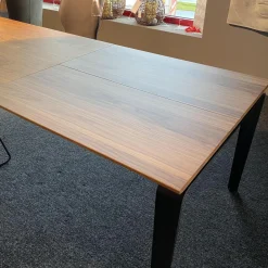 Essgruppe ET524 Kaia Tisch Nussbaum Natur mit 6 Stühle