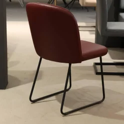 Essgruppe Gallery Bank Stoff 0575 12 Rosewood Rot Stühle Leder Bronko Bordeaux Rot Gestell Metall Schwarz Lackiert Tischplatte Wildeiche Bianco Lackiert