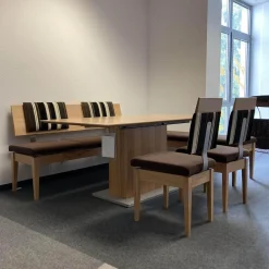 Essgruppe Modell Multisit mit 1 Säulentisch 2 Bänke 2 Stühle mit Funktion