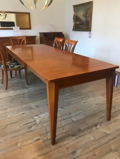 Essgruppe Tisch 3282 Kirschbaumfarbig Antik Mit Auszug Inklusive 6 Stühlen Milano Kirschbaumfarbig Antik Sitzbezug Stoff S3021 Musterung Beige Schwarz