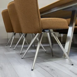 Essgruppe Tisch ET159 Platte Furniert Eiche Rustico Hell Geölt Gestell Edelstahloptik Mit 3 Drehstühlen Und Solitärbank