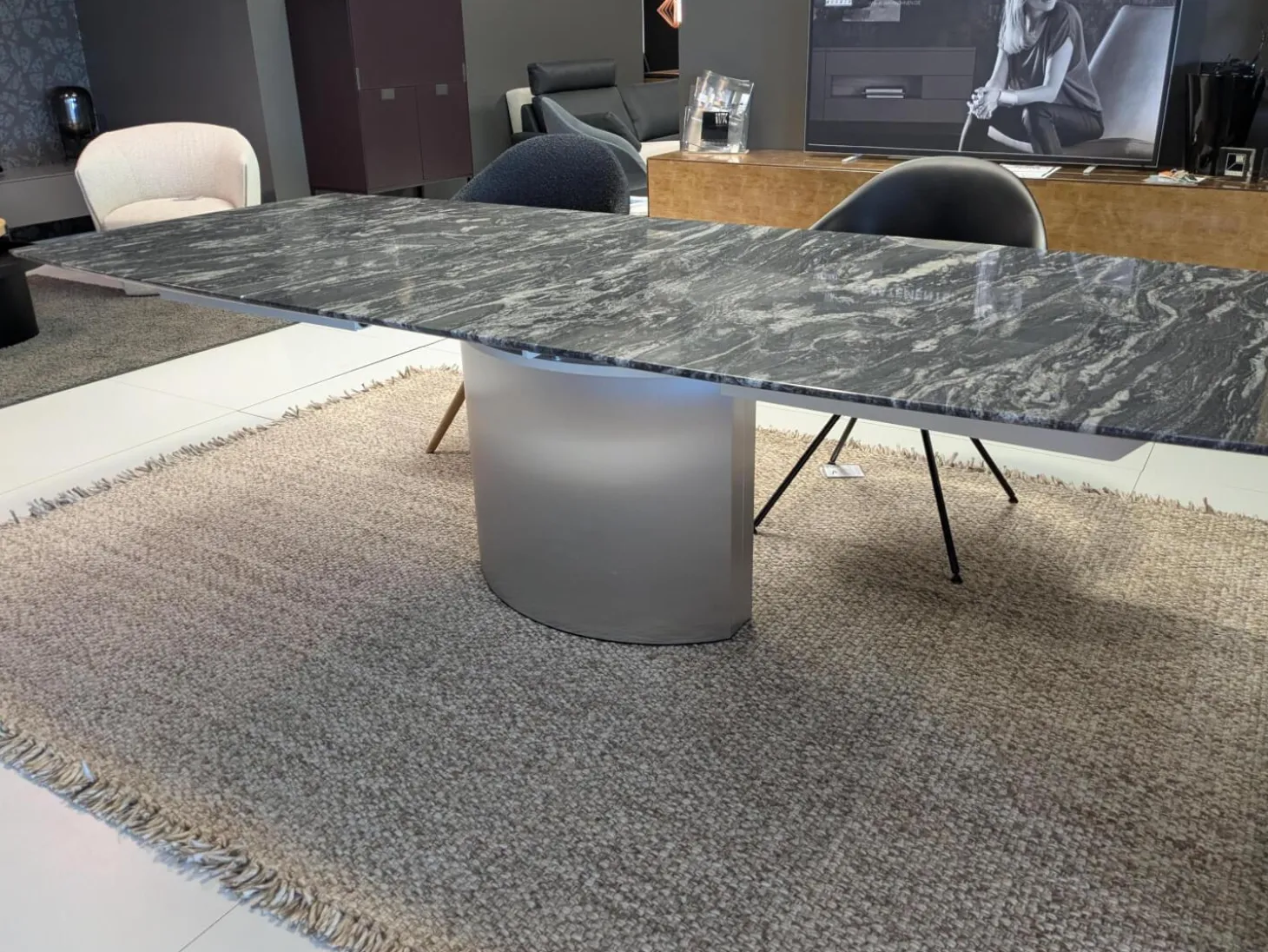 Esstisch 1224 Adler II Paradiso Aktion Steinplatte Fuß Edelstahl Poliert mit Auszug