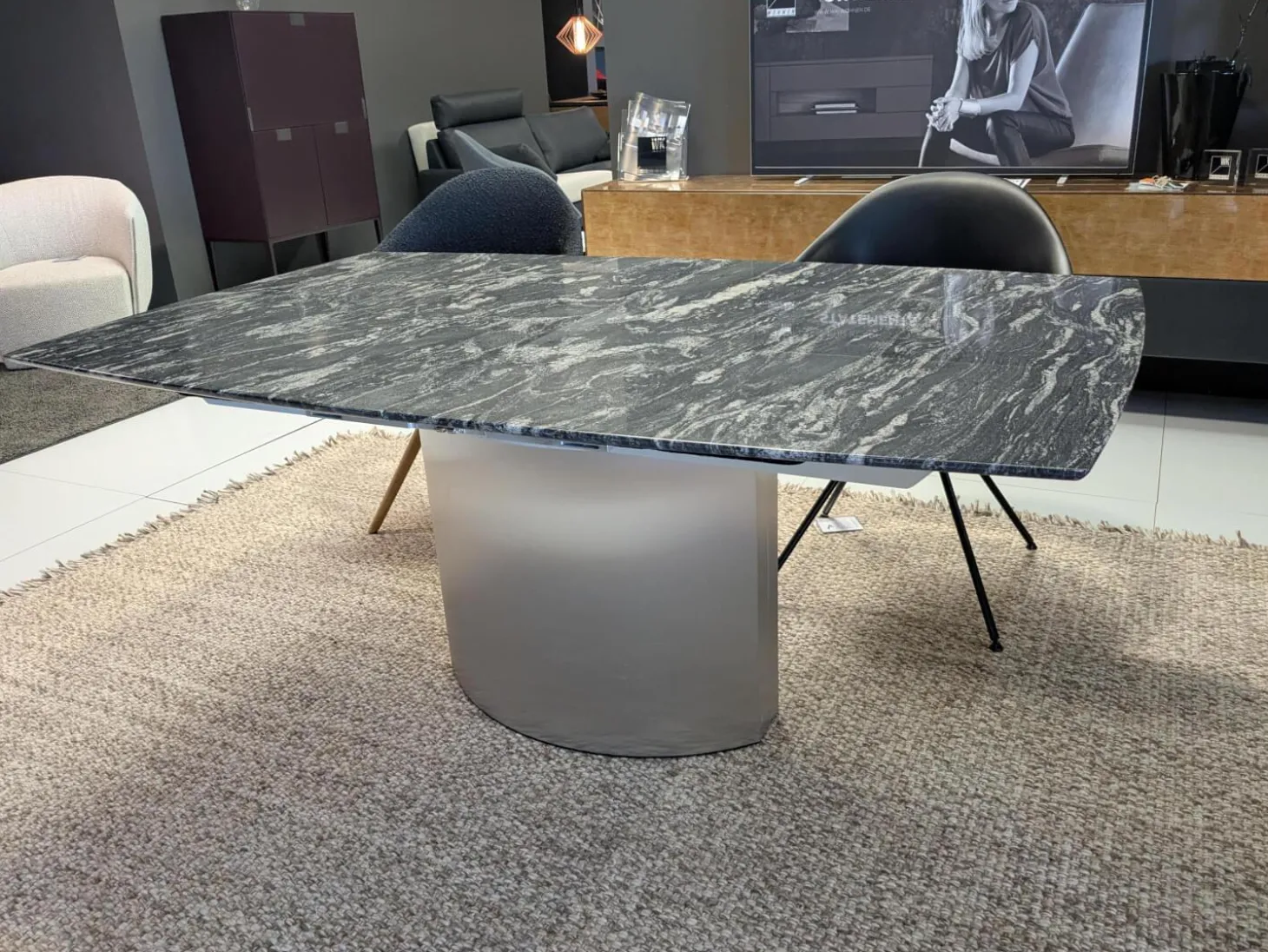 Esstisch 1224 Adler II Paradiso Aktion Steinplatte Fuß Edelstahl Poliert mit Auszug