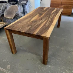 Esstisch 2011 Europäischer Nussbaum Natur Geölt Äste Mit Harz Ausgegossen Inklusive Auszug