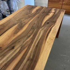 Esstisch 2011 Europäischer Nussbaum Natur Geölt Äste Mit Harz Ausgegossen Inklusive Auszug