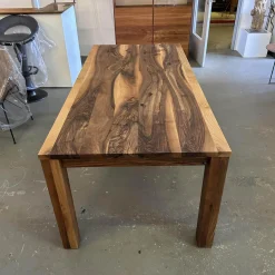 Esstisch 2011 Europäischer Nussbaum Natur Geölt Äste Mit Harz Ausgegossen Inklusive Auszug