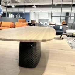 Esstisch 929-212 In Massivholz Eiche Geölt Gestell In Stahl Glatt Lackiert Umbragrau