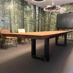 Esstisch Auckland Platte Holz Kauri Oberfläche Geschliffen Gestell Natureisen Geölt Schwarz