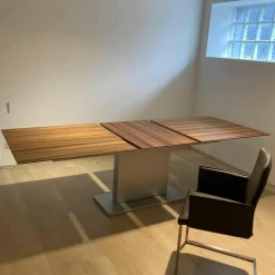 Esstisch Battuta Platte Nussbaum Gewachst Ausziehbar Sockel Chromfarbig