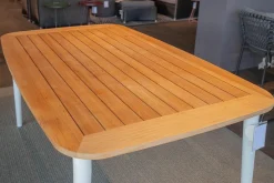 Esstisch Charlie Outdoor Platte Teakholz Gestell Aluminium Weiß Pulverbeschichtet