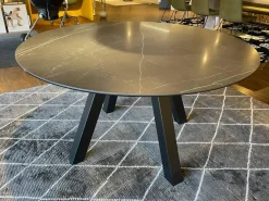 Esstisch Duero Rund Tischplatte Keramik LC 7011 Schwarz Mit Weißen Akzenten Gestell Metall Pulverbeschichtet Schwarz