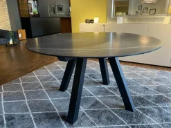 Esstisch Duero Rund Tischplatte Keramik LC 7011 Schwarz Mit Weißen Akzenten Gestell Metall Pulverbeschichtet Schwarz