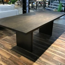 Esstisch Erik Eiche mit gerader Kante Gestell Rohstahl Kaltgewalzt