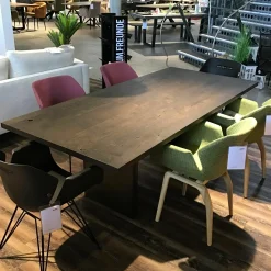 Esstisch Erik Eiche mit gerader Kante Gestell Rohstahl Kaltgewalzt