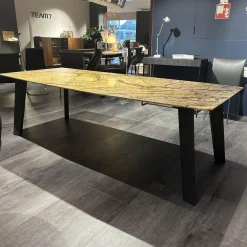 Esstisch Fontana In Stein Forest Brown Braun Beige Trapezförmig Poliert Kante Sockel Vierbeiner Eiche Dunkelgrau