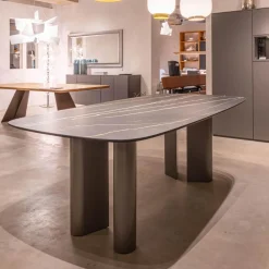 Esstisch Geometric Oval Keramik