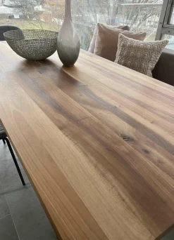 Esstisch Kazimir Europäischer Nussbaum Geölt