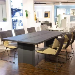 Esstisch Kilva Platte Kernesche Gebürstet Anthrazit Gebeizt Mittig Fuge Mit Baumkanenprofil Gestell Holz Anthrazit Ohne Stühle