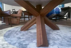 Esstisch La Rotonda Marmor Bianco Carrara Opaco Weiß Gestell Amerikanischer Nussbaum