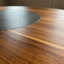 Esstisch Miró Nussbaum Natur Geölt Drehteller Keramik Basalt Black Schwarz Ohne Stühle