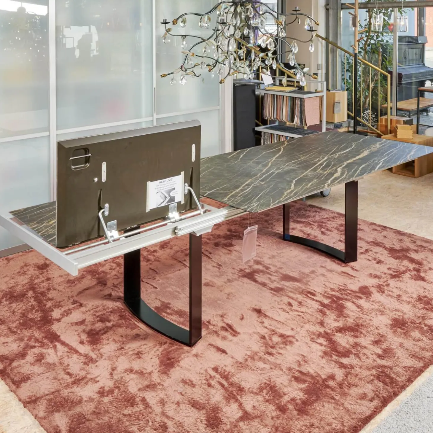 Esstisch Mirado 6171 Platte Keramik Rock Braun Gold Untergestell Kufe Lack Tiefschwarz Mit Klappeinlage