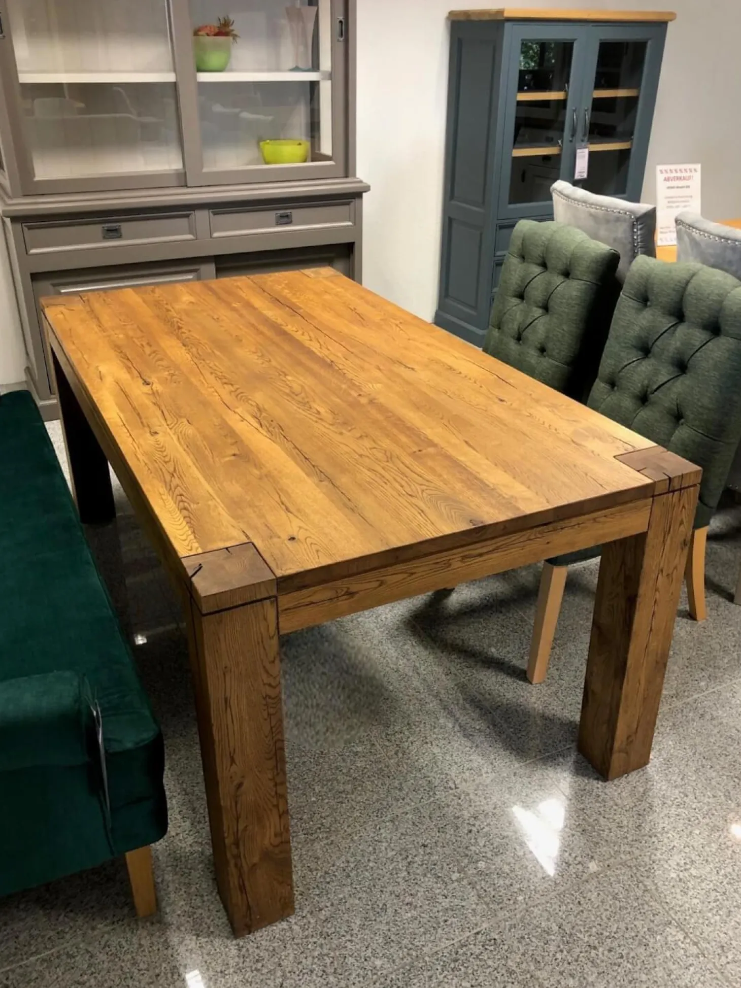 Esstisch Modell Vanessa Wildeiche Vollmassiv Cognac Geölt