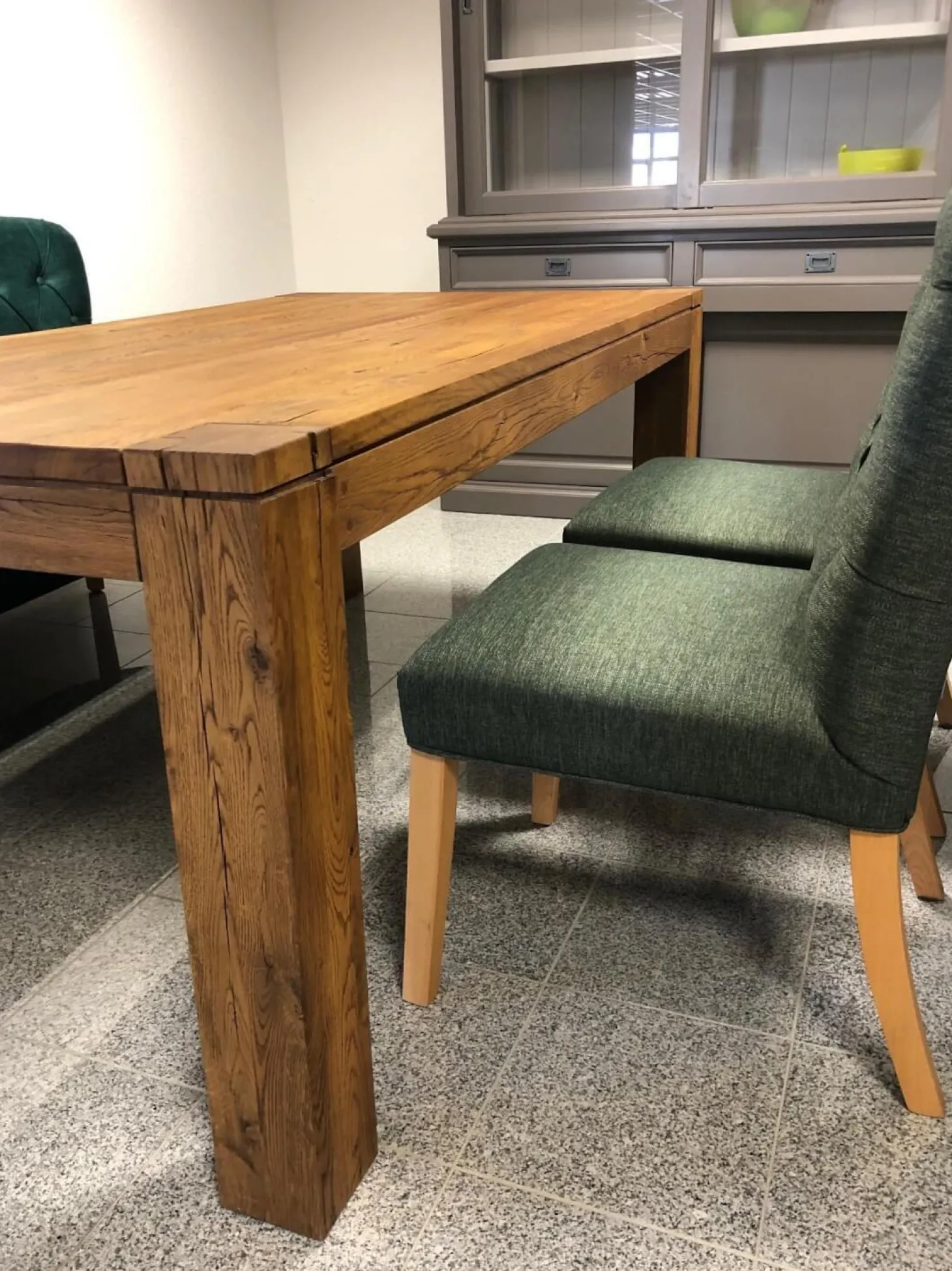 Esstisch Modell Vanessa Wildeiche Vollmassiv Cognac Geölt