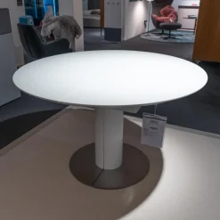 Esstisch Modena Säule Tischplatte Massivholz Weiß Lackiert Ohne Maserung Bodenplatte Mattchrom Mit Auszug