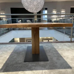 Esstisch Mono Pur Ulme Massiv Oberfläche Geölt Rustikal Bodenplatte Stahl Dunkelgrau Pulverbeschichtet