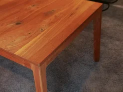 Esstisch Mylon Nussbaum Wild Massiv Naturöl mit 2 Auszugsplatten