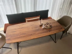 Esstisch Rheda Platte Nussbaum Natur Geölt Gestell Metall Schwarz Pulverbeschichtet