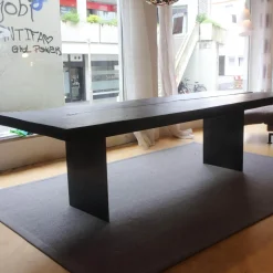 Esstisch SK 01 Monolith Platte Eiche Geköhlt Natur Geölt Schwarz Gestell Rohstahl