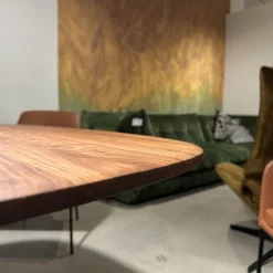 Esstisch Sqround Ast Nussbaum Hartwachssiegel Bodenplatte Sahara Beige Mit Auszug