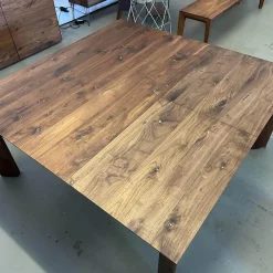 Esstisch SR1 Astiger Nussbaum Natur Geölt Äste Mit Zinn Ausgegossen Inklusive Querauszug